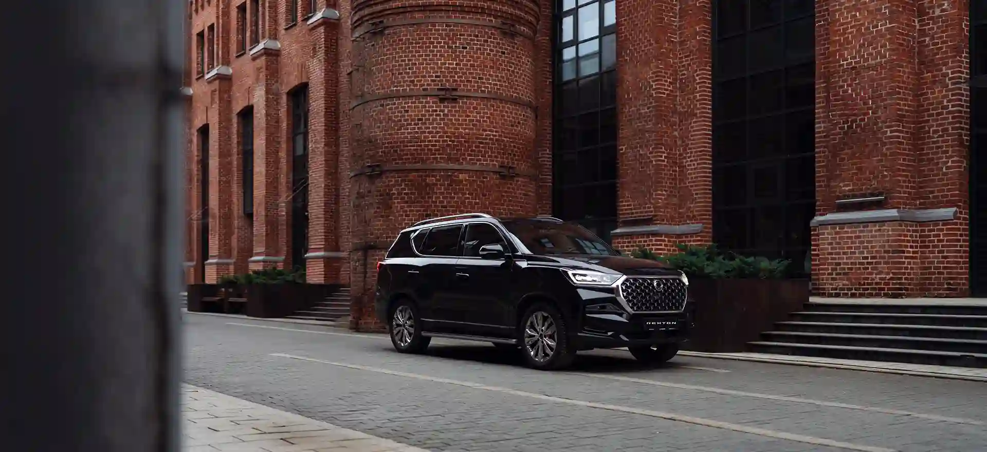 Новость KGM (KGM представляет семиместный внедорожник Rexton)